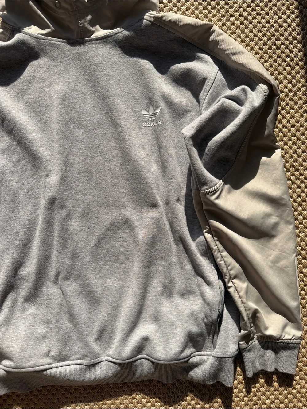 adidas Men’s Grey Hooded Pullover with Light Tan Sleeve Panels size large